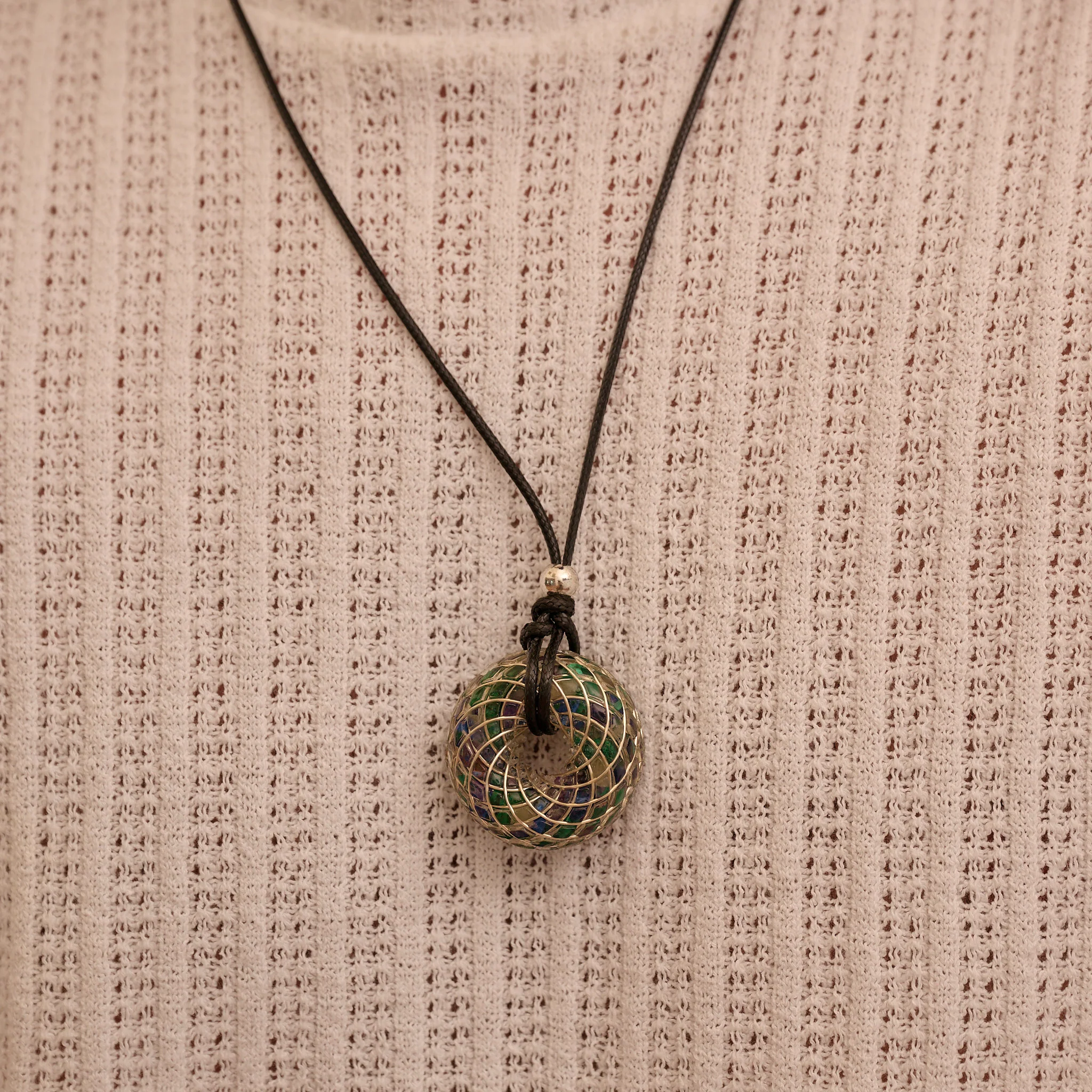 Classic Custom iTorus iZ Crystal Toroidal Pendant - Image 4