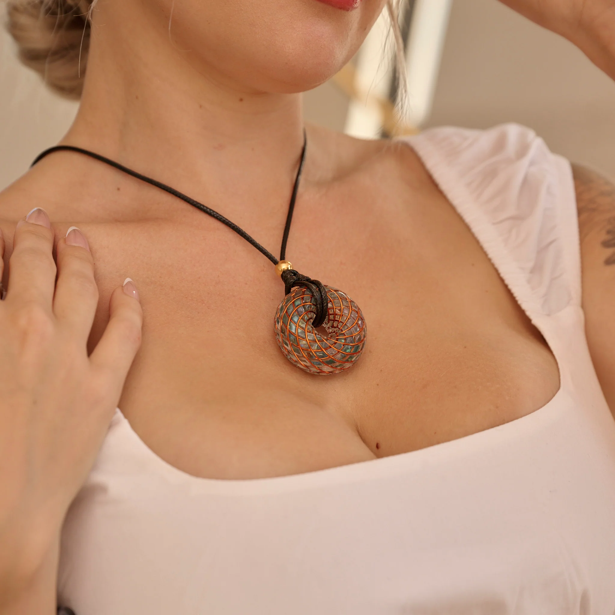 Aqua Superluminal iTorus iZ Crystal Toroidal Pendant - Image 6